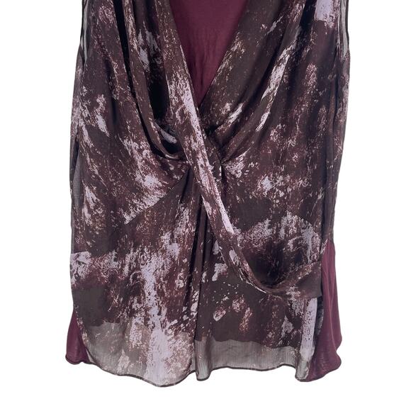 H by Halston Sleeveless Printed Chiffon Drapey Top Burgundy Size 28W - Picture 4 of 8